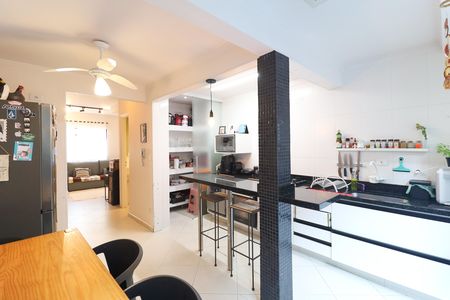 Casa de condomínio à venda com 110m², 2 quartos e 2 vagas