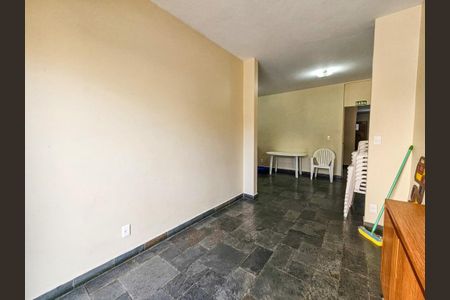 Apartamento à venda com 51m², 2 quartos e 1 vaga Apartamento à venda com 51m², 2 quartos e 1 vagaÁrea comum - Salão de festas