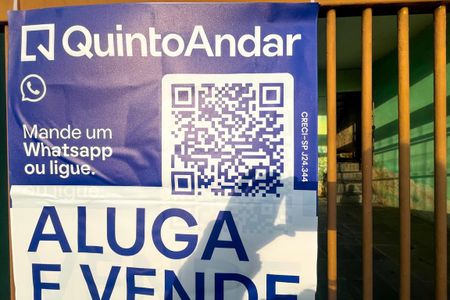 Casa à venda com 130m², 4 quartos e 2 vagas Casa à venda com 130m², 4 quartos e 2 vagasPlaquinha