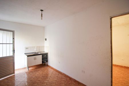 Casa à venda com 130m², 4 quartos e 2 vagas Casa à venda com 130m², 4 quartos e 2 vagasCasa 1