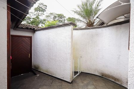 Casa para alugar com 399m², 4 quartos e 4 vagas Casa para alugar com 399m², 4 quartos e 4 vagasÁrea de Serviço