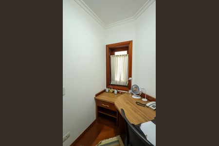Casa para alugar com 399m², 4 quartos e 4 vagas Casa para alugar com 399m², 4 quartos e 4 vagasEscritório