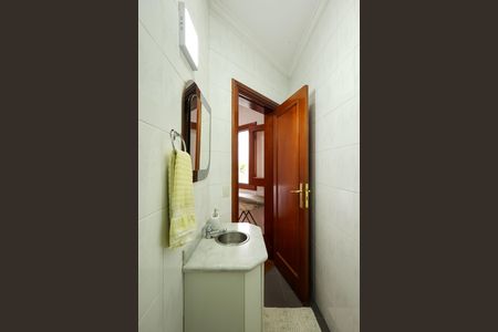 Casa para alugar com 399m², 4 quartos e 4 vagas Casa para alugar com 399m², 4 quartos e 4 vagasBanheiro de serviço
