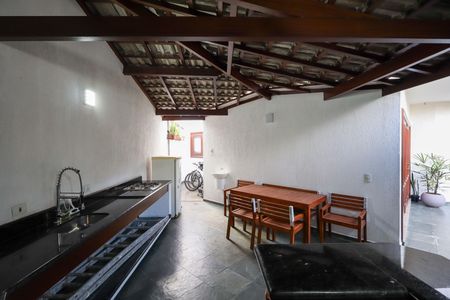 Casa para alugar com 399m², 4 quartos e 4 vagas Casa para alugar com 399m², 4 quartos e 4 vagasChurrasqueira