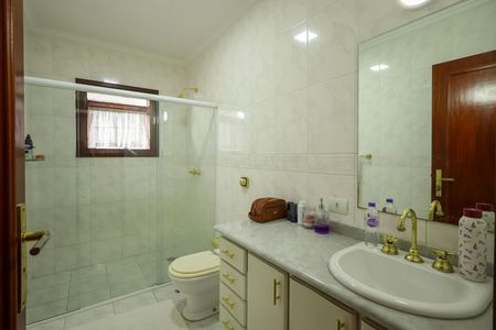 Casa para alugar com 399m², 4 quartos e 4 vagas Casa para alugar com 399m², 4 quartos e 4 vagasBanheiro Social