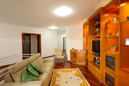 Casa para alugar com 399m², 4 quartos e 4 vagas Casa para alugar com 399m², 4 quartos e 4 vagasSala de tv