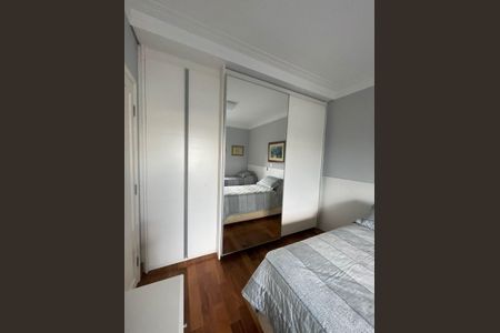Apartamento à venda com 159m², 3 quartos e 3 vagas Apartamento à venda com 159m², 3 quartos e 3 vagasQuarto
