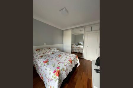 Apartamento à venda com 159m², 3 quartos e 3 vagas Apartamento à venda com 159m², 3 quartos e 3 vagasQuarto
