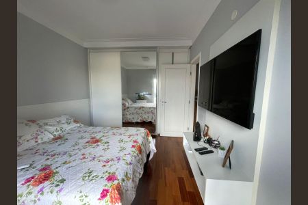 Apartamento à venda com 159m², 3 quartos e 3 vagas Apartamento à venda com 159m², 3 quartos e 3 vagasQuarto
