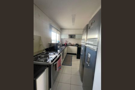 Apartamento à venda com 159m², 3 quartos e 3 vagas Apartamento à venda com 159m², 3 quartos e 3 vagasCozinha