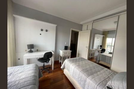 Apartamento à venda com 159m², 3 quartos e 3 vagas Apartamento à venda com 159m², 3 quartos e 3 vagasQuarto