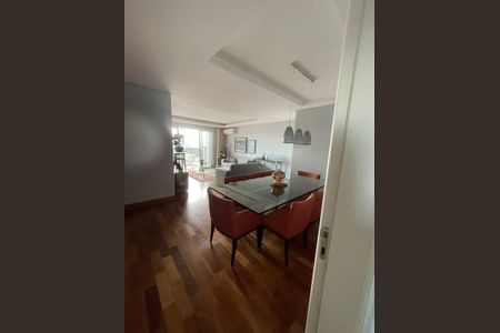 Apartamento à venda com 159m², 3 quartos e 3 vagas Apartamento à venda com 159m², 3 quartos e 3 vagasSala