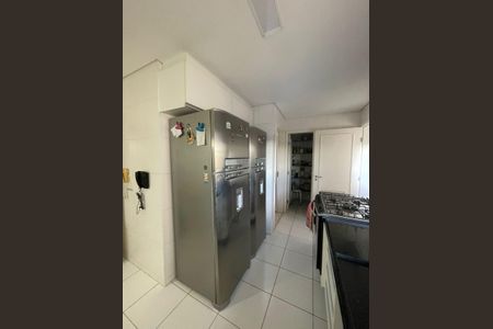 Apartamento à venda com 159m², 3 quartos e 3 vagas Apartamento à venda com 159m², 3 quartos e 3 vagasCozinha