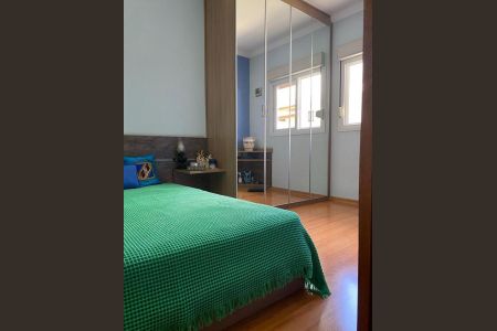 Casa de condomínio à venda com 180m², 3 quartos e 2 vagas Casa de condomínio à venda com 180m², 3 quartos e 2 vagasQuarto 2