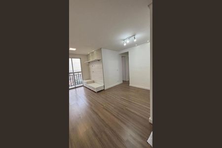Apartamento à venda com 60m², 3 quartos e 1 vaga Apartamento à venda com 60m², 3 quartos e 1 vagaSala