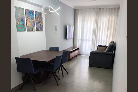 Sala de apartamento à venda com 3 quartos, 70m² em Macedo, Guarulhos