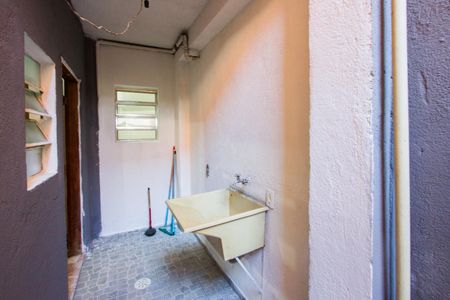 Casa para alugar com 50m², 1 quarto e 1 vagaÁrea de serviço