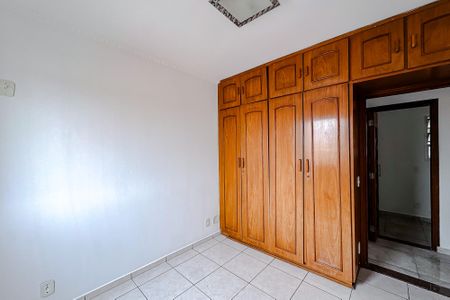 Quarto 1 de apartamento à venda com 3 quartos, 70m² em Vila Claudia, São Paulo