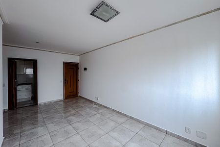 Sala de apartamento à venda com 3 quartos, 70m² em Vila Claudia, São Paulo