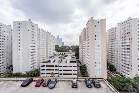 Apartamento à venda com 44m², 2 quartos e 1 vaga Apartamento à venda com 44m², 2 quartos e 1 vagaVista Sala
