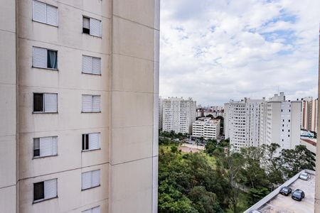Apartamento à venda com 44m², 2 quartos e 1 vaga Apartamento à venda com 44m², 2 quartos e 1 vagaVista Quarto 2