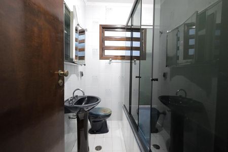 Apartamento para alugar com 180m², 3 quartos e sem vaga Apartamento para alugar com 180m², 3 quartos e sem vagaBanheiro