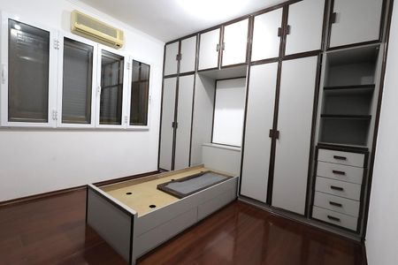Apartamento para alugar com 180m², 3 quartos e sem vaga Apartamento para alugar com 180m², 3 quartos e sem vagaQuarto 1