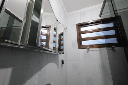 Apartamento para alugar com 180m², 3 quartos e sem vaga Apartamento para alugar com 180m², 3 quartos e sem vagaBanheiro