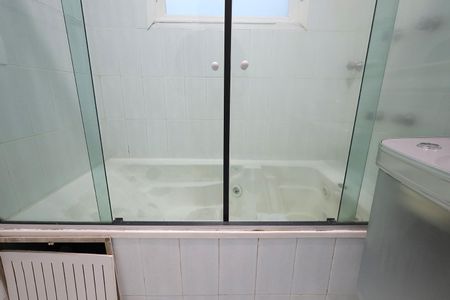Apartamento para alugar com 180m², 3 quartos e sem vaga Apartamento para alugar com 180m², 3 quartos e sem vagaBanheiro Suíte