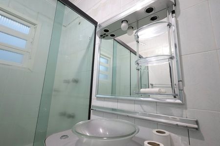 Apartamento para alugar com 180m², 3 quartos e sem vaga Apartamento para alugar com 180m², 3 quartos e sem vagaBanheiro Suíte