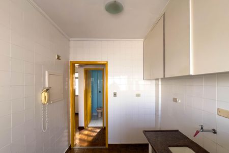 Apartamento à venda com 40m², 1 quarto e sem vaga Apartamento à venda com 40m², 1 quarto e sem vagaCozinha e área de serviço