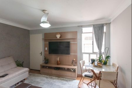 Apartamento à venda com 57m², 2 quartos e 1 vaga Apartamento à venda com 57m², 2 quartos e 1 vagaSala