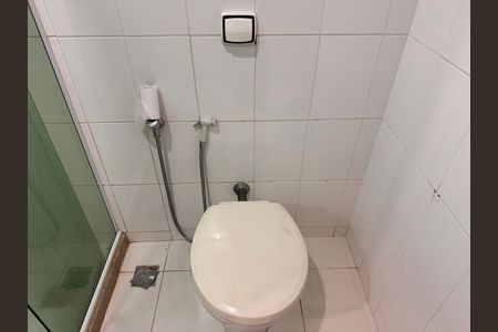 Casa de condomínio à venda com 360m², 4 quartos e 3 vagas Casa de condomínio à venda com 360m², 4 quartos e 3 vagasSuíte 2 - Banheiro