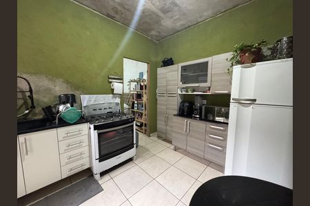 Casa à venda com 225m², 2 quartos e 2 vagas Casa à venda com 225m², 2 quartos e 2 vagasCozinha - Casa 02