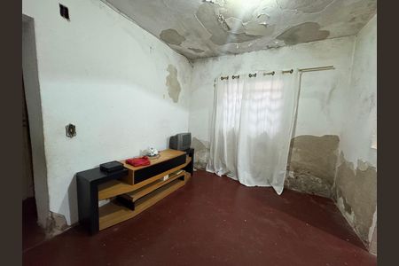 Casa à venda com 225m², 2 quartos e 2 vagas Casa à venda com 225m², 2 quartos e 2 vagasSala - Casa 01