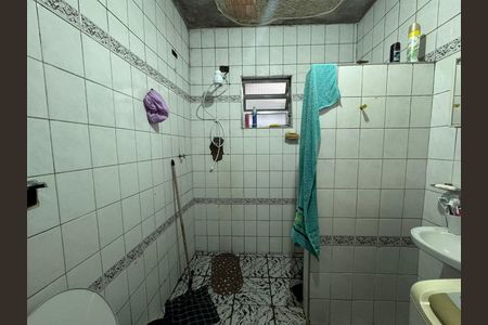 Casa à venda com 225m², 2 quartos e 2 vagas Casa à venda com 225m², 2 quartos e 2 vagasBanheiro - Casa 01