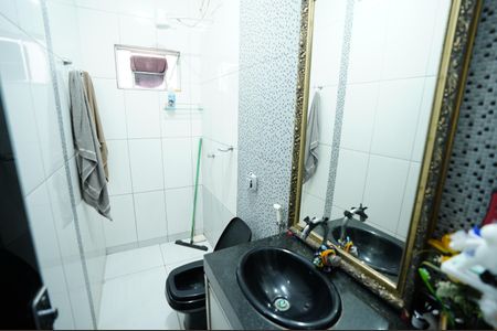 Casa à venda com 300m², 6 quartos e 4 vagas