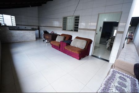 Casa à venda com 300m², 6 quartos e 4 vagas