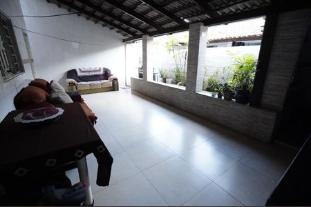 Casa à venda com 300m², 6 quartos e 4 vagas