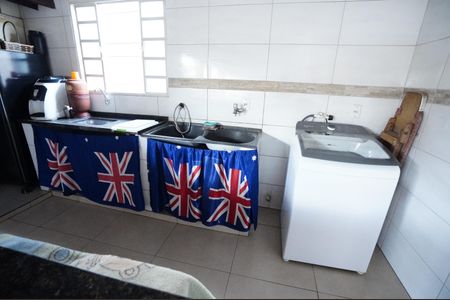 Casa à venda com 300m², 6 quartos e 4 vagas