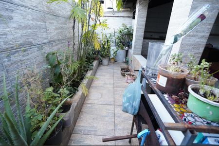 Casa à venda com 300m², 6 quartos e 4 vagas