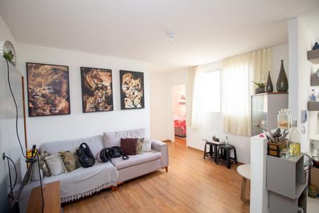 Sala de apartamento para alugar com 2 quartos, 50m² em Maria da Conceicao, Contagem