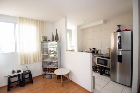 Sala de apartamento para alugar com 2 quartos, 50m² em Maria da Conceicao, Contagem