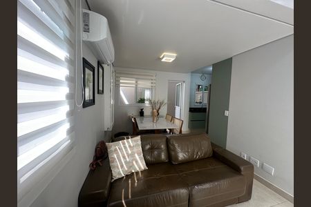 Sala de casa de condomínio à venda com 2 quartos, 57m² em Chácaras São Luís, Barueri