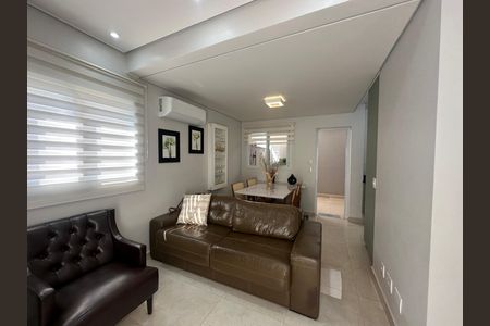 Sala de casa de condomínio à venda com 2 quartos, 57m² em Chácaras São Luís, Barueri