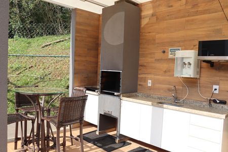 Casa de condomínio à venda com 57m², 2 quartos e 2 vagasÁrea comum - Churrasqueira