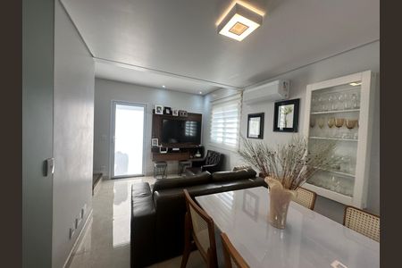 Casa de condomínio à venda com 57m², 2 quartos e 2 vagasSala