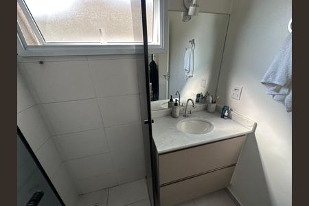 Casa de condomínio à venda com 57m², 2 quartos e 2 vagasBanheiro da Suíte 2