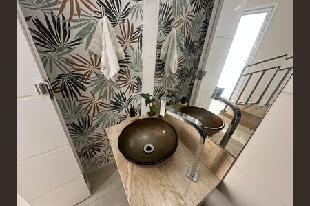 Casa de condomínio à venda com 57m², 2 quartos e 2 vagasLavabo