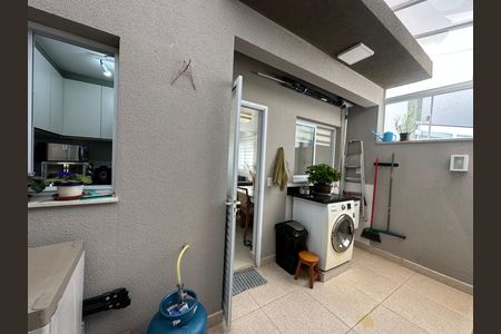 Casa de condomínio à venda com 57m², 2 quartos e 2 vagasÁrea de Serviço